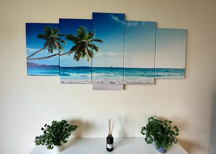 Summer Breeze - My Cosy & Warm In Youghal's Heart - Family Friendly - Long Term Price Cuts Villa