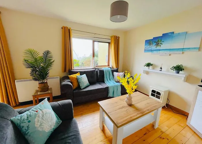 Villa Summer Breeze - My Cosy & Warm In Youghal's Heart - Family Friendly - Long Term Price Cuts Youghal