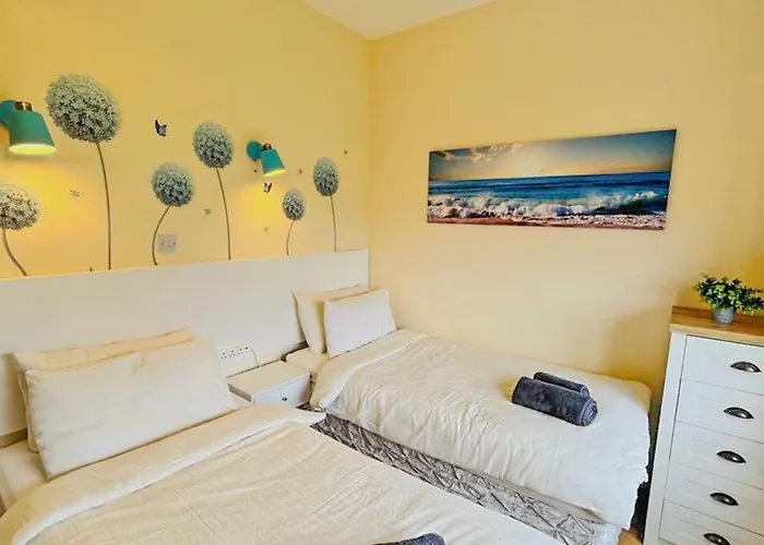 Villa Summer Breeze - My Cosy & Warm In Youghal's Heart - Family Friendly - Long Term Price Cuts Youghal